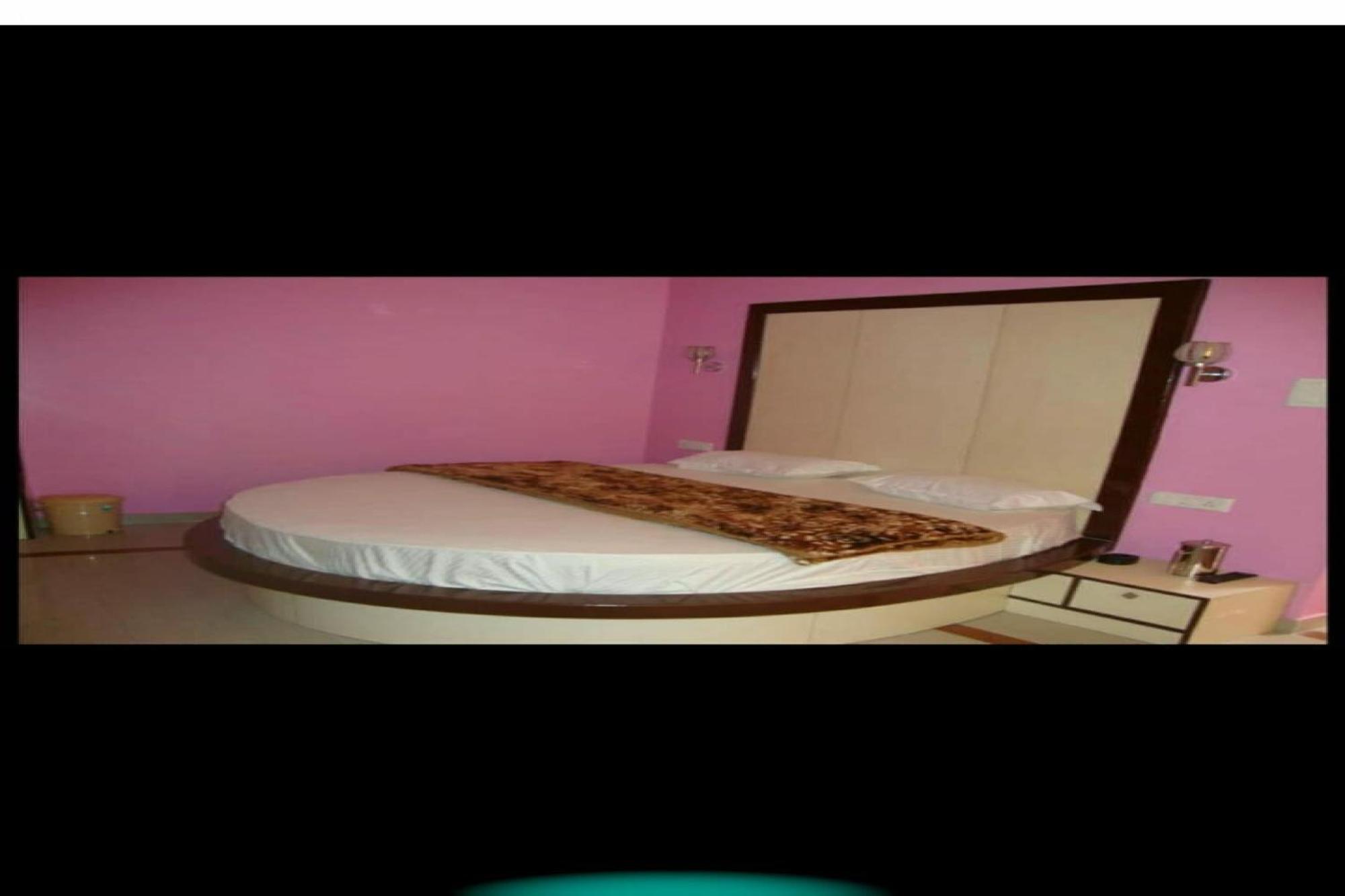 Hotel O Alfa Amb Екстер'єр фото