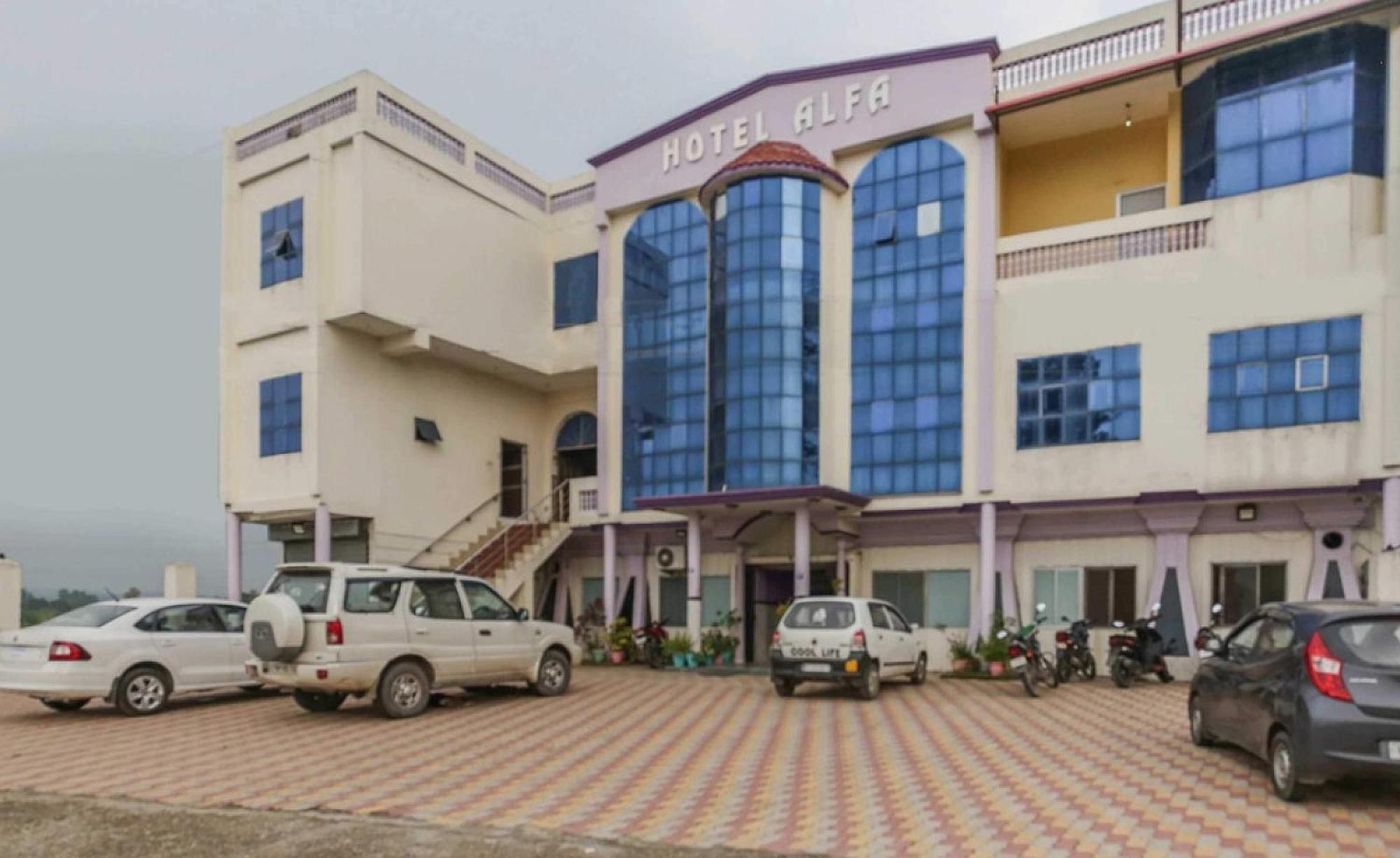 Hotel O Alfa Amb Екстер'єр фото