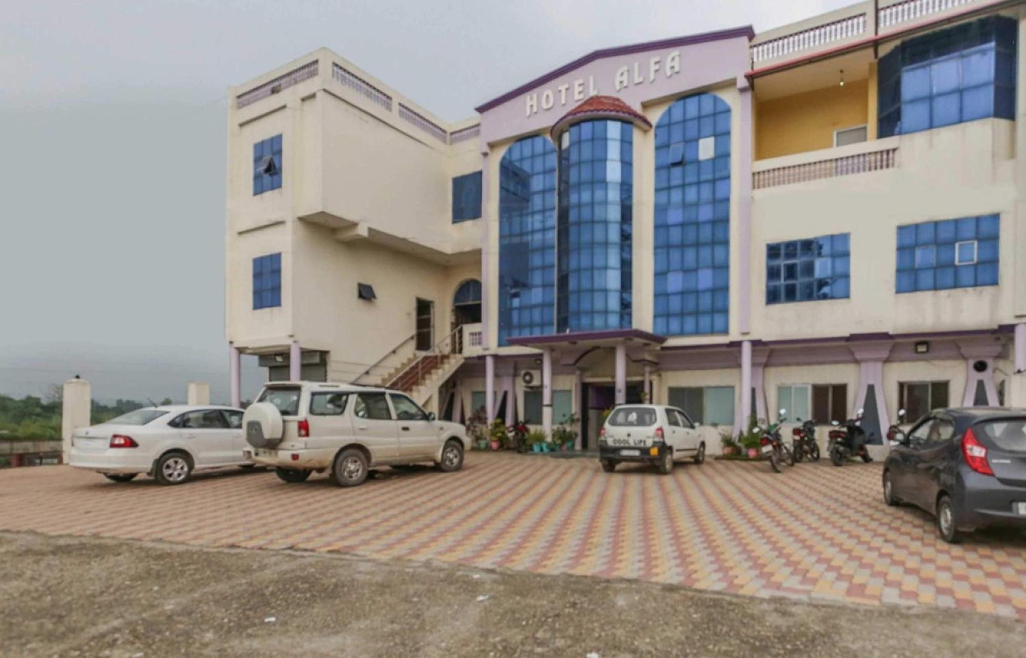Hotel O Alfa Amb Екстер'єр фото