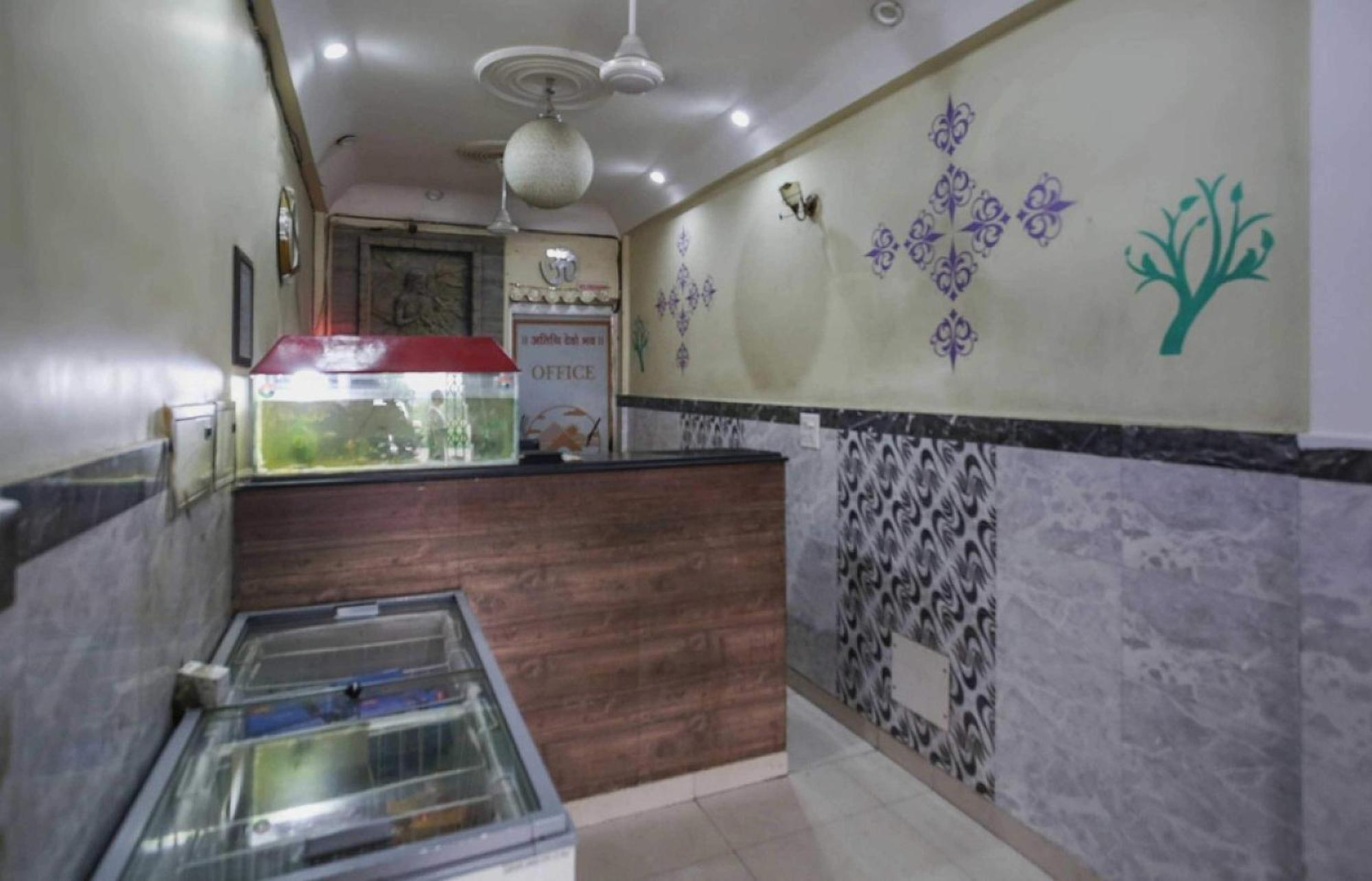 Hotel O Alfa Amb Екстер'єр фото